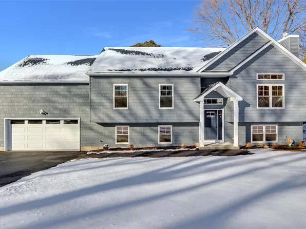 55 Pine Street, Ronkonkoma, NY 11779