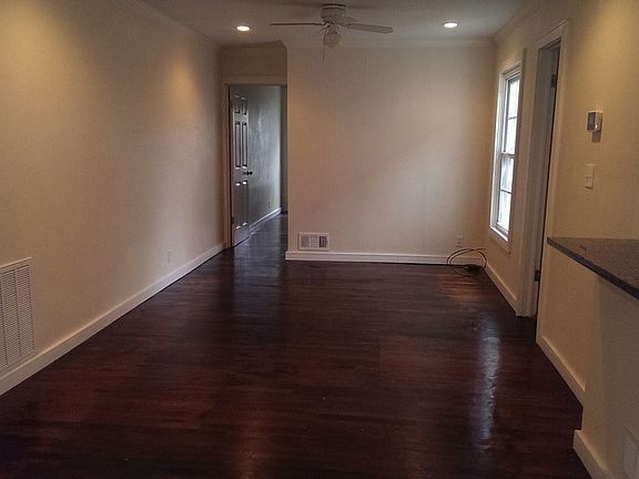 4th image of 3625 Lafayette Ave