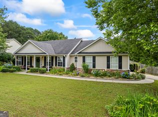 301 Bradford Ct, Auburn, GA