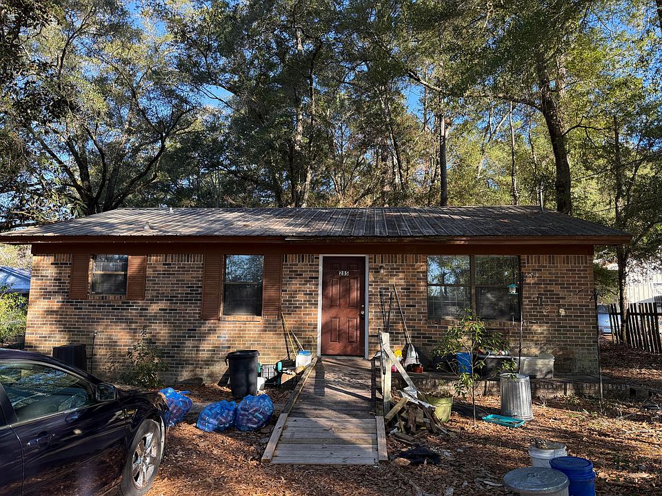 1st image of 285 Loftin St