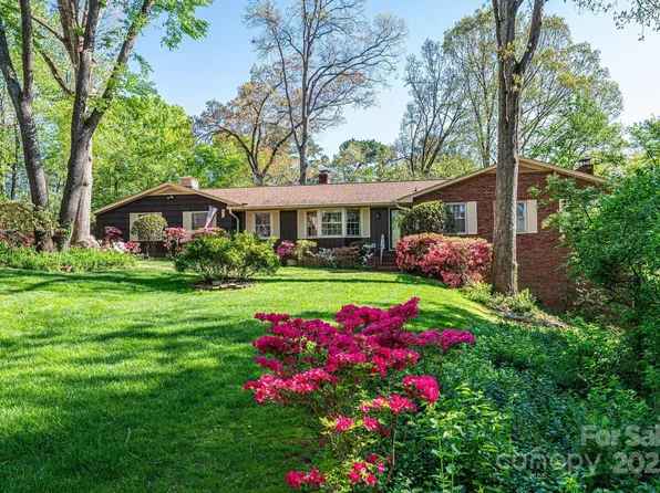 1213 10th Street Ln NW #3, Hickory, NC 28601