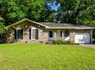 98 Willow Ln, Ladson, SC 29456