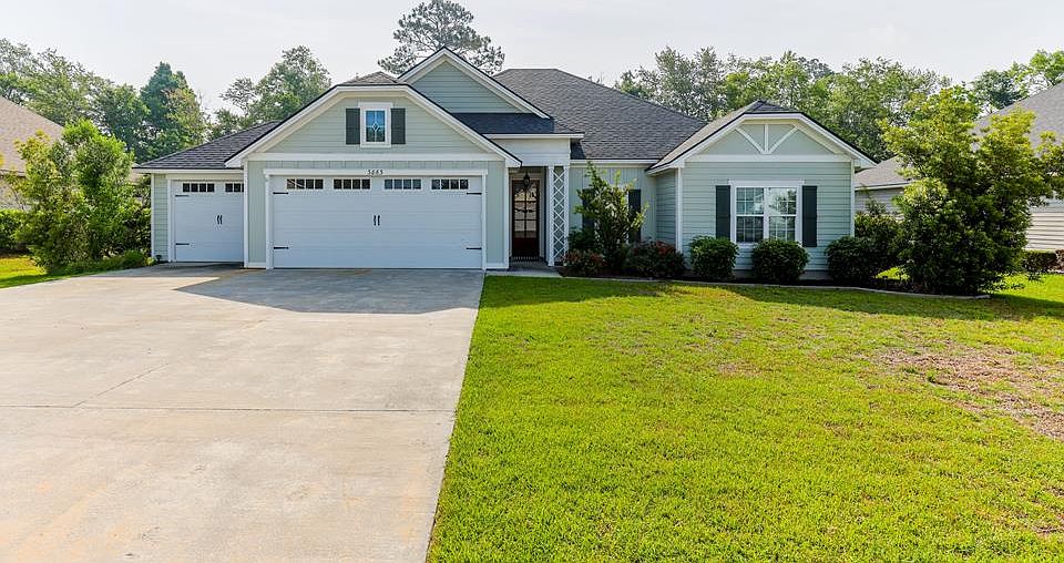 1st image of 3863 Thoreau Dr