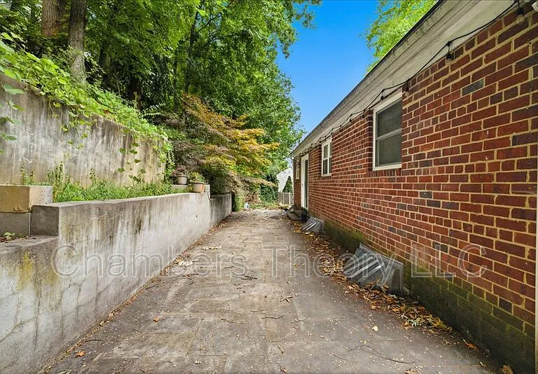 3635 Vacation Ln — Photo 31