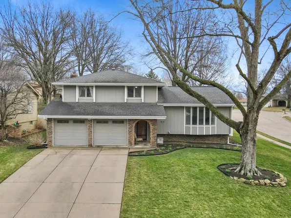 2239 S 148th Ave, Omaha, NE 68144