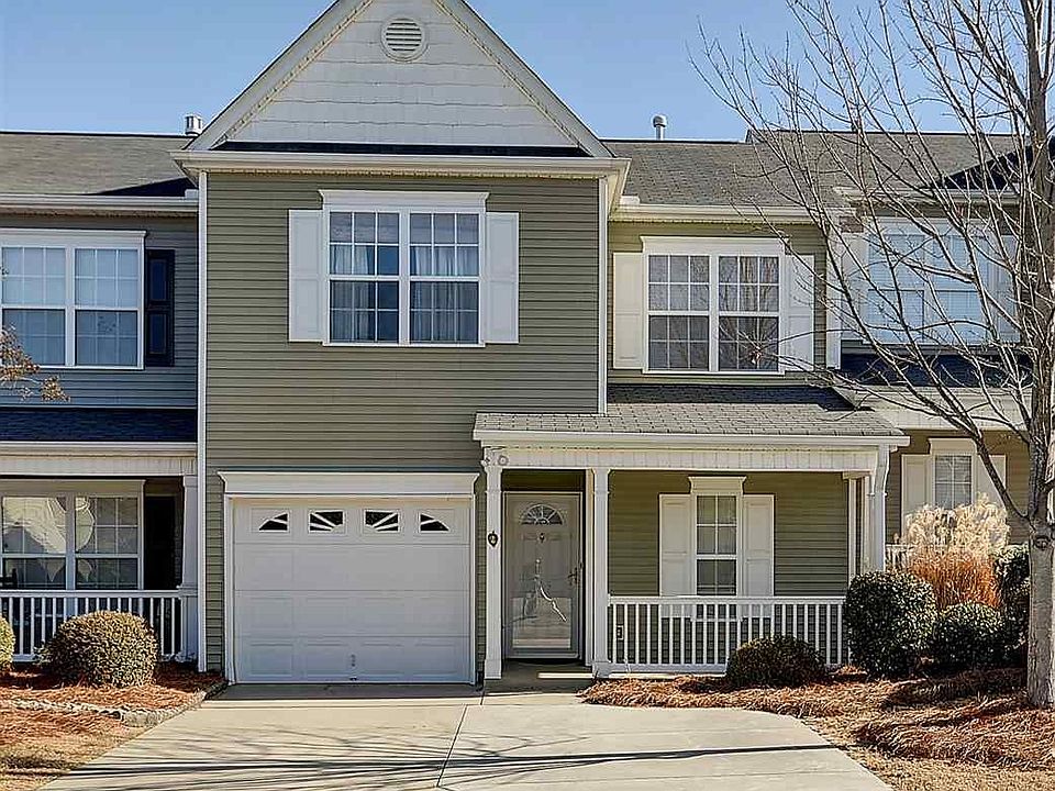1st image of 119 Pine Walk Dr