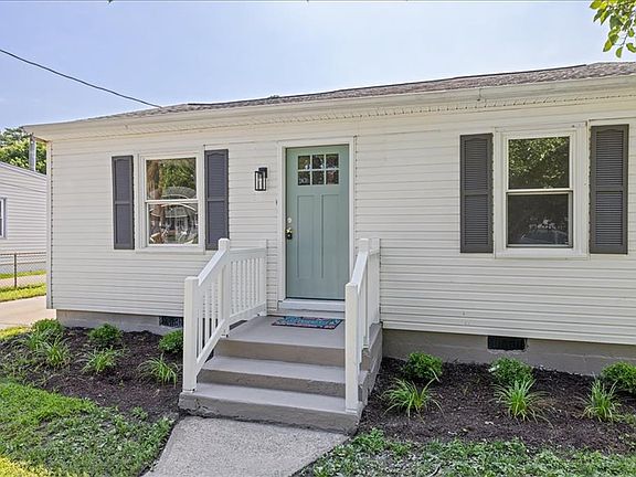 3rd image of 1308 Willow Ave