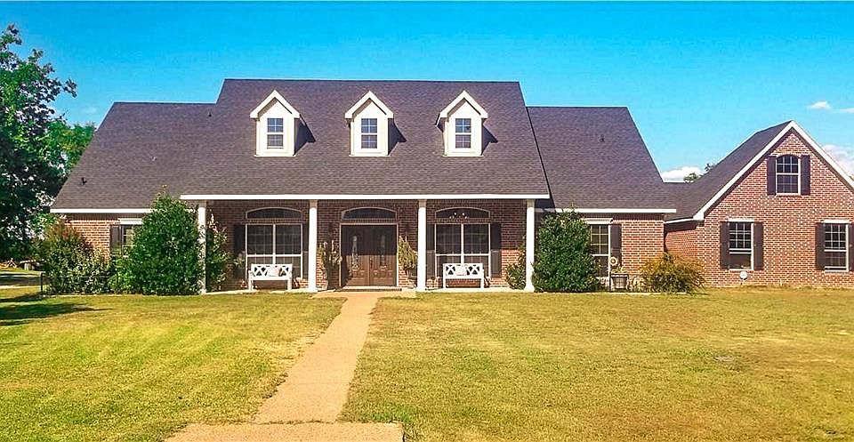 1st image of 1319 Lois Ln