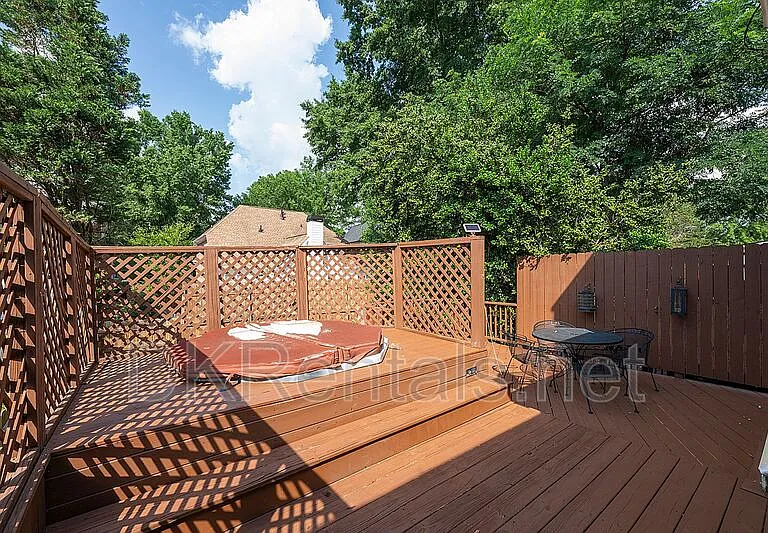 2200 Goodwood Blvd SE — Photo 19