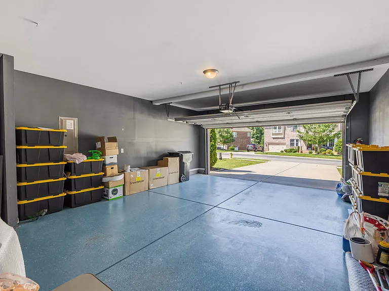 167 Alexandria Dr — Photo 23
