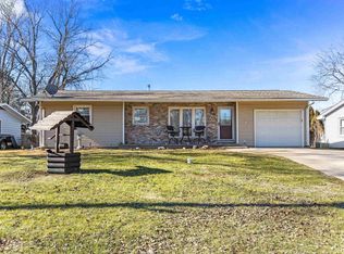 125 Glenridge Dr, East Peoria, IL