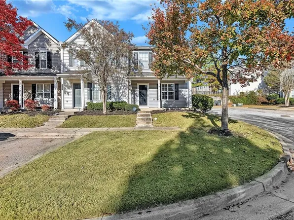 701 Crestwell Cir SW, Atlanta, GA 30331
