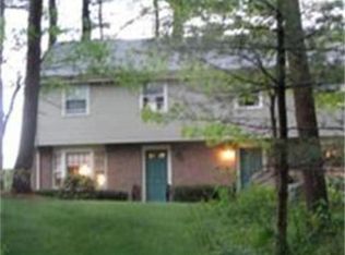11 Meadowbrook Ln, South Easton, MA 02375