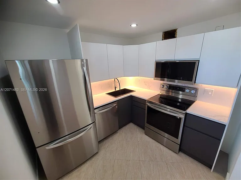 1612 Jefferson Ave #403 — Photo 5