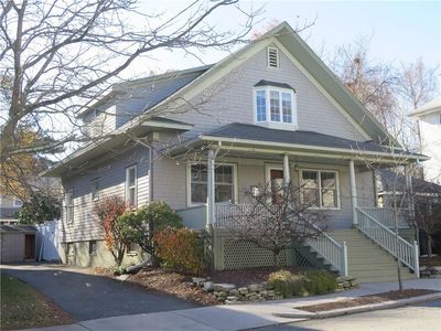 61 Overhill Rd, Providence, RI, 02906