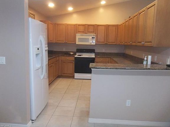 5th image of 918 Plumosa Ave