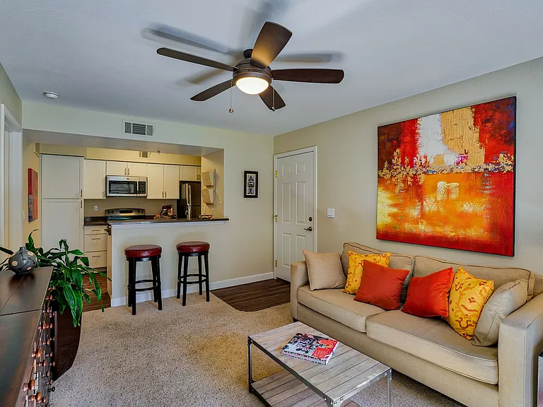 Shadow Creek Apartments — Photo 8