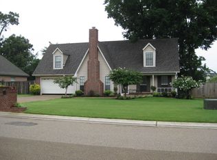 1960 Pecan Meadows Dr, Southaven, MS 38671