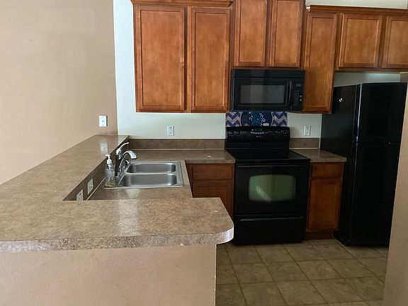 5th image of 1509 Wallace Manor Ave