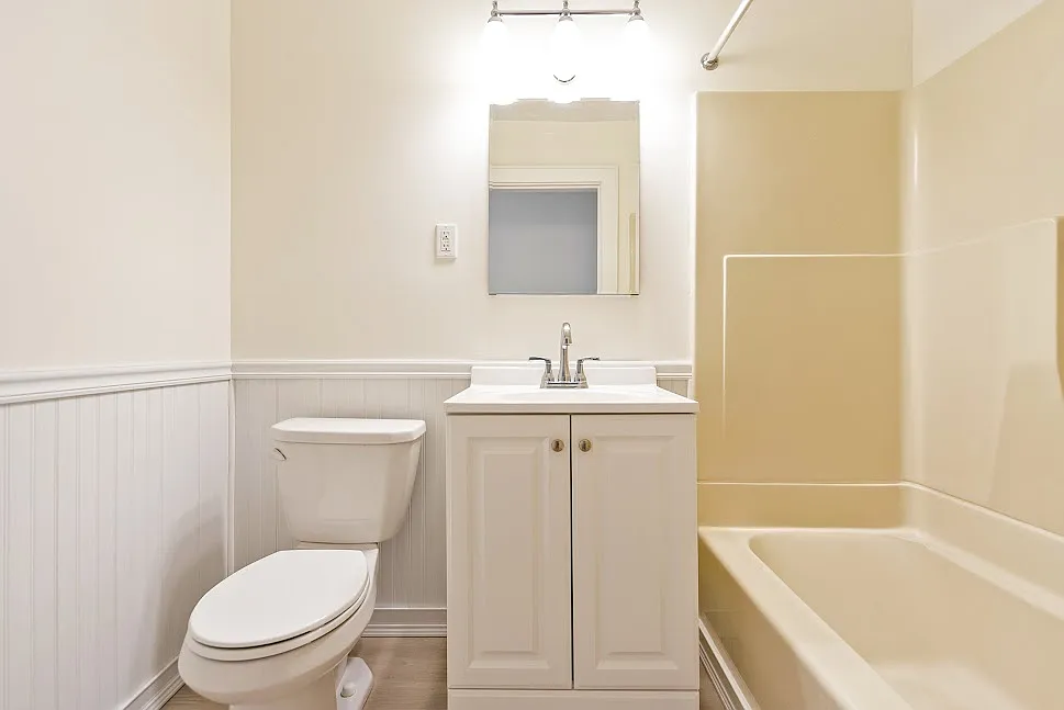 139 Partition St — Photo 4