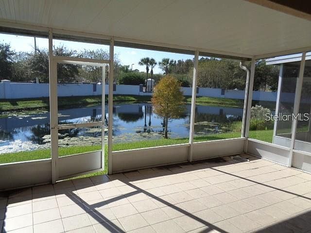 2nd image of 1343 Lyonshire Dr