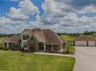 715 Comanche Trail Dr, Rosharon, TX 77583