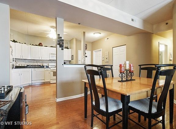 4th image of 3135 Town Square Dr Unit 308