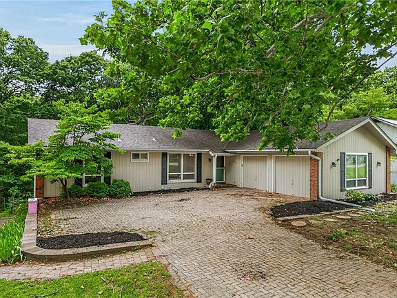 2nd image of 6512 NW Quail Run Dr