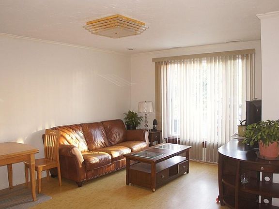 5th image of 164 Quincy Shore Dr APT 87