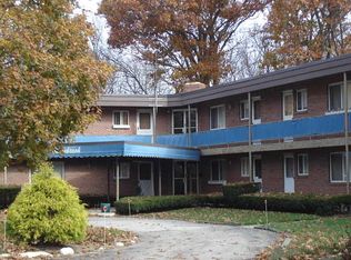 72 W Shore Rd APT 202, Warwick, RI 02889