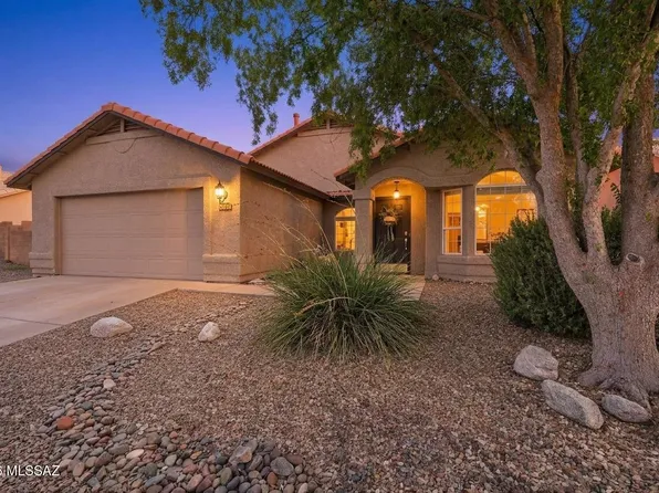 9628 E Paseo Juan Tabo, Tucson, AZ 85747