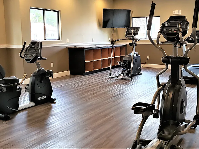 Aspen Ridge Apartment Homes — Photo 14