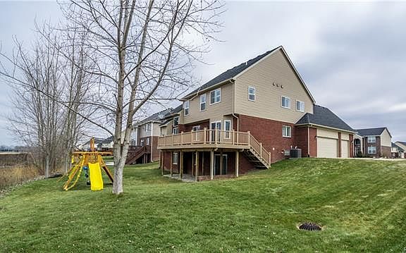 5th image of 24483 Glenwood Dr