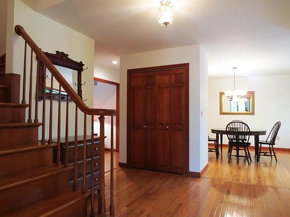 Foyer into Dining Room