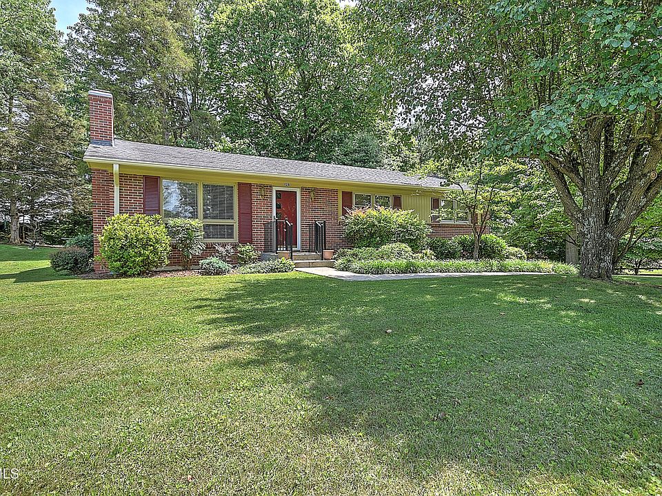 1st image of 128 Hilltop Dr