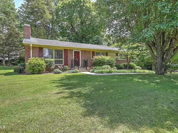 128 Hilltop Dr, Bristol, VA 24202