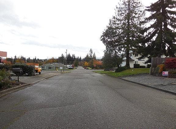 3rd image of 1020 W 13th St