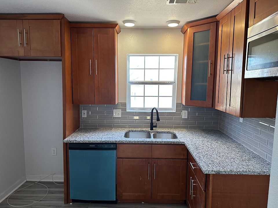 1st image of 2719 Elkhart Dr