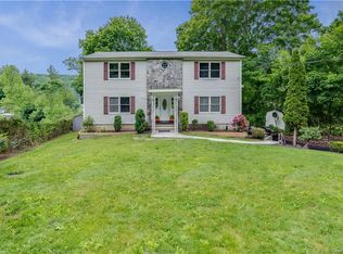 223 Sprout Brook Rd, Cortlandt Manor, NY 10567