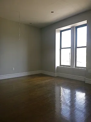 Rented by Bohemia Realty Group | media 4