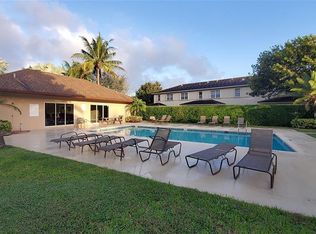 127 Spruce St, Boynton Beach, FL 33426