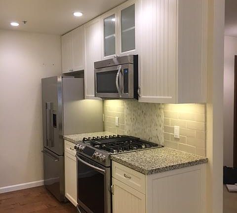 5th image of 1006 San Antonio Cir Unit 214