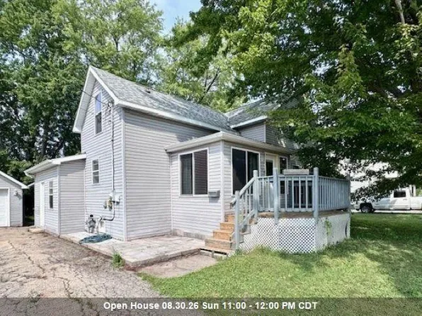 533 E Pearl St, Seymour, WI 54165