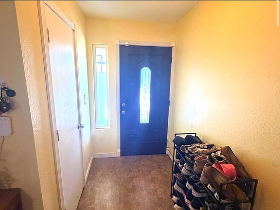 4th image of 2647 Wentworth Rd