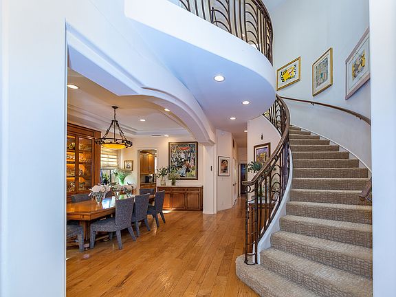 3rd image of 337 N Alta Vista Blvd