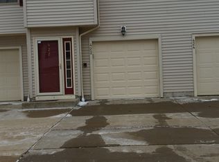 6000 Lake Rd W APT 422, Ashtabula, OH 44004