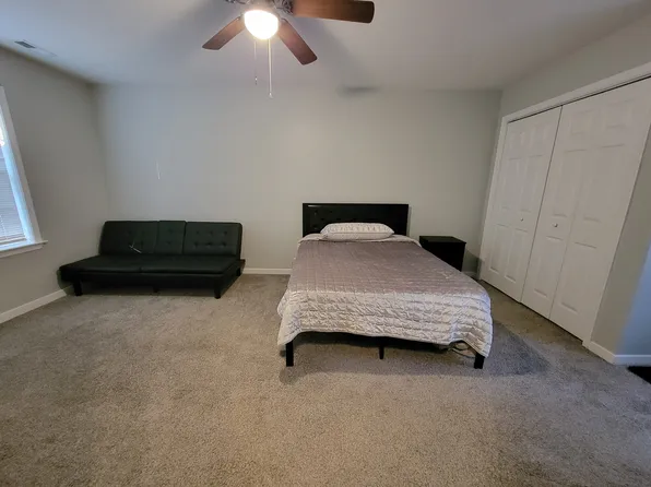 (undisclosed Address), Midlothian, VA 23112