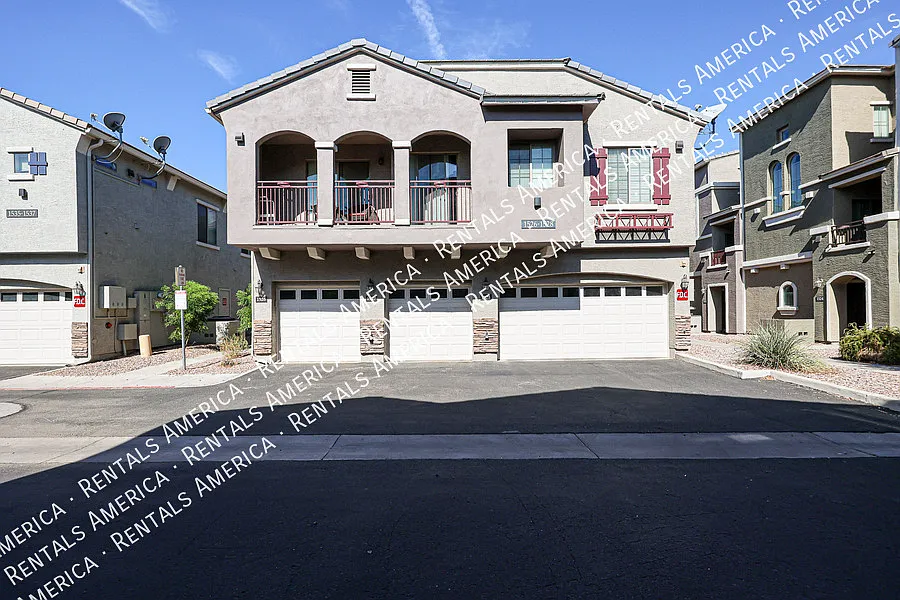 Villagio at Tempe! — Photo 2