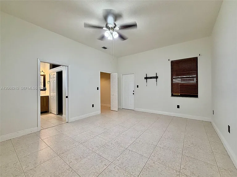 2802 SW 149th Pl — Photo 14