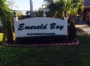 44 Emerald Bay Dr, Oldsmar, FL 34677